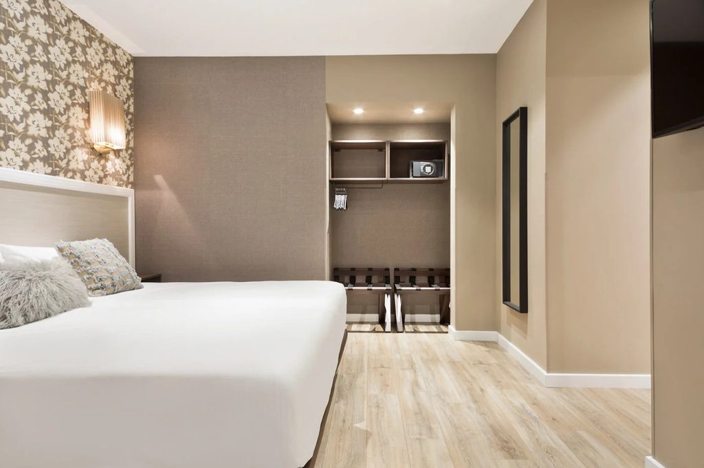 Reforma Hotel ACTA-Splendid 1729841551 hotel acta splendid triple superior 08.thigh